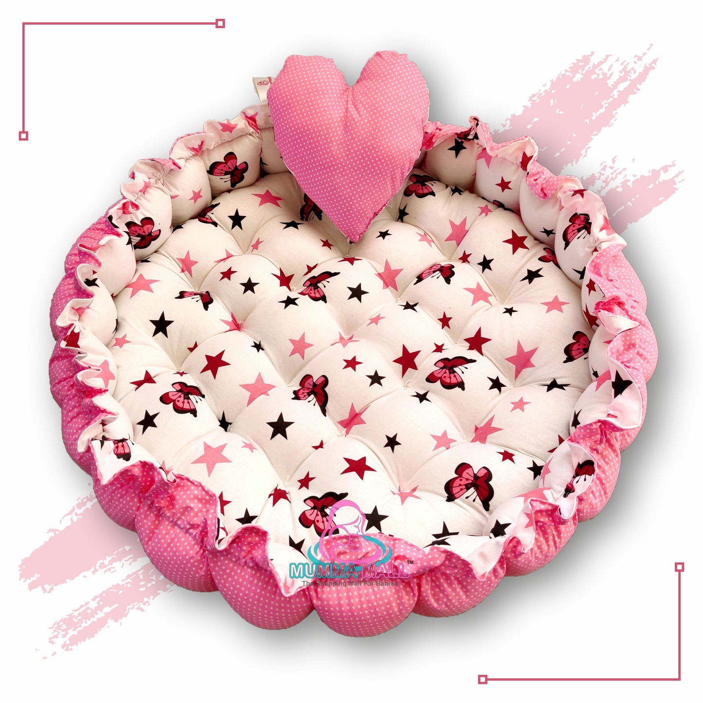 Round baby tub bed with a heart pillow (Pink and White)